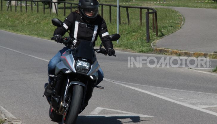 Test ride Suzuki Katana Jindachi: la naked che unisce potenza ed eleganza - Foto 39 di 40