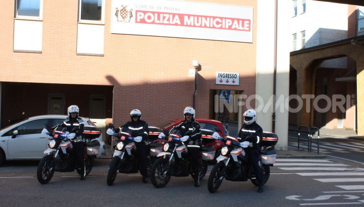 Polizia di Pistoia,l pattugliamento a impatto zero grazie a Zero Motorcycles - Foto 5 di 11