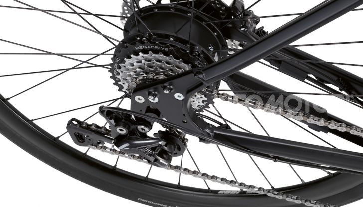 BMW e Mini firmano una nuova linea di monopattini, bici ed e-bike - Foto 12 di 21