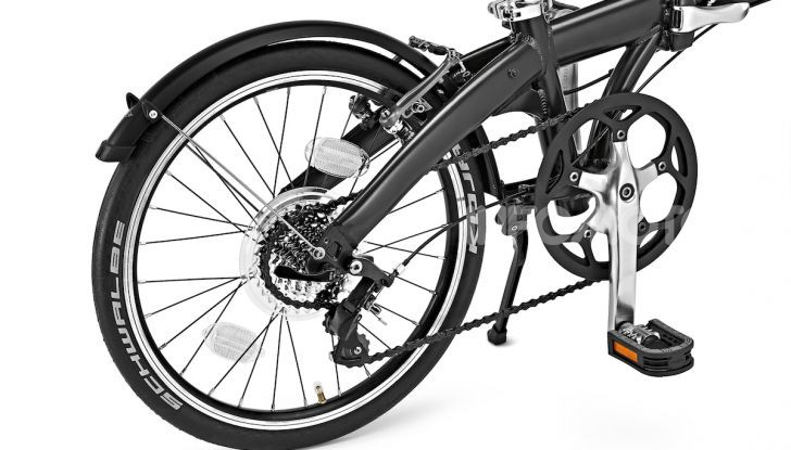 BMW e Mini firmano una nuova linea di monopattini, bici ed e-bike - Foto 4 di 21