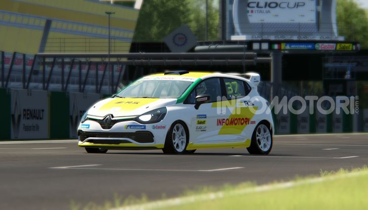 Infomotori al via della Clio Cup eSport Series 2020 - Foto 3 di 8