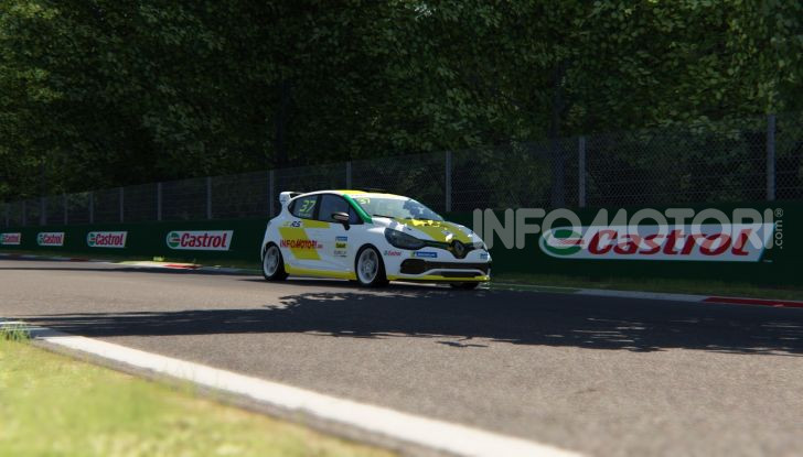 Infomotori al via della Clio Cup eSport Series 2020 - Foto 7 di 8