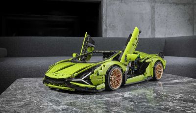 LEGO Lamborghini Siàn FKP 37, V12 in scala 1:8