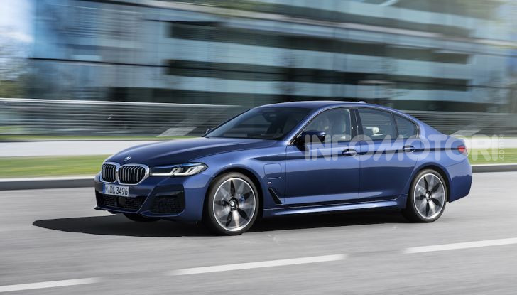 BMW: a marzo arriva l’ibrido plug-in per Serie 3 e Serie 5 - Foto 3 di 32