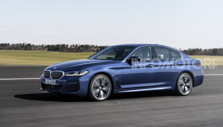BMW: a marzo arriva l’ibrido plug-in per Serie 3 e Serie 5 - Foto 5 di 32