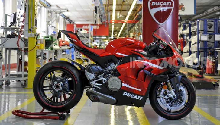 Ducati avvia la produzione della Superleggera V4 - Foto 1 di 8