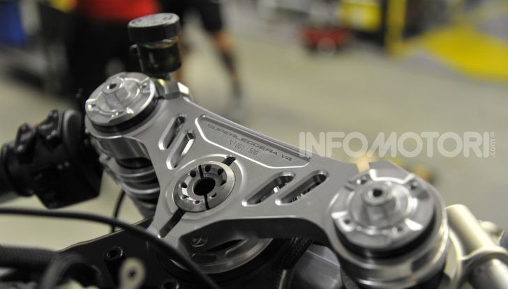 Ducati avvia la produzione della Superleggera V4 - Foto 4 di 8