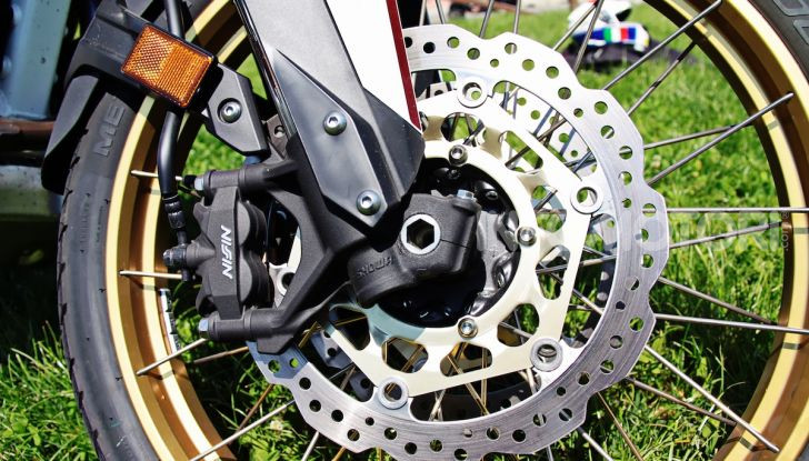 [VIDEO] Prova Honda Africa Twin 1100 Adventure Sports: regina su strada e off-road - Foto 13 di 20