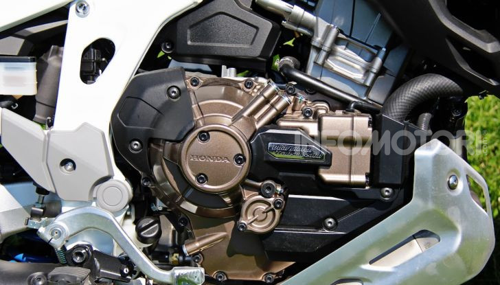 [VIDEO] Prova Honda Africa Twin 1100 Adventure Sports: regina su strada e off-road - Foto 3 di 20