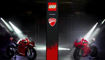 LEGO Technic: ecco la Ducati Panigale V4 R in mattoncini  in scala 1-1
