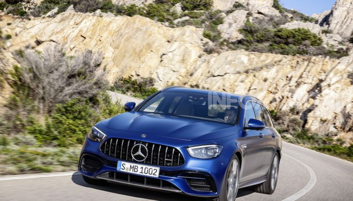 Mercedes-AMG E 63 4MATIC: berlina e station wagon fanno rima con prestazioni e comfort - Foto 16 di 51
