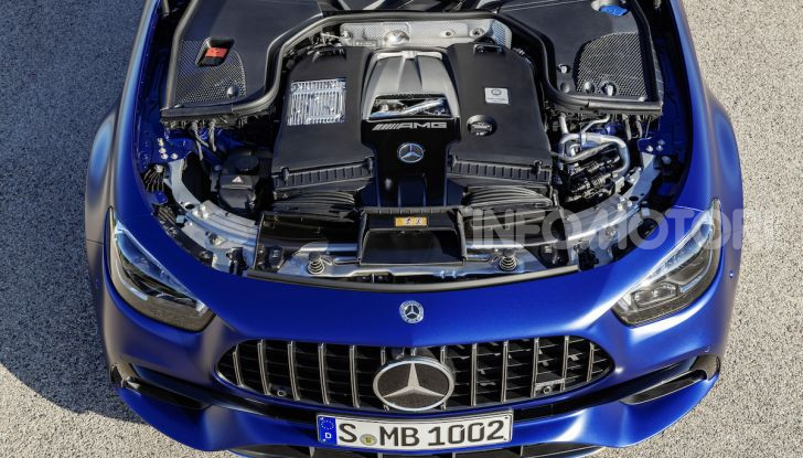 Mercedes-AMG E 63 4MATIC: berlina e station wagon fanno rima con prestazioni e comfort - Foto 23 di 51