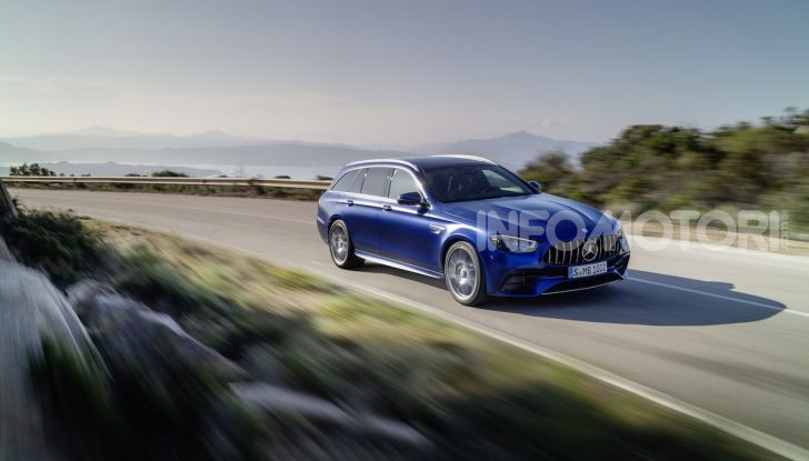 Mercedes-AMG E 63 4MATIC: berlina e station wagon fanno rima con prestazioni e comfort - Foto 3 di 51