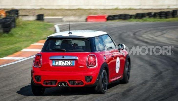 Nuova Mini John Cooper Works Challenge: nata per le corse - Foto 4 di 5