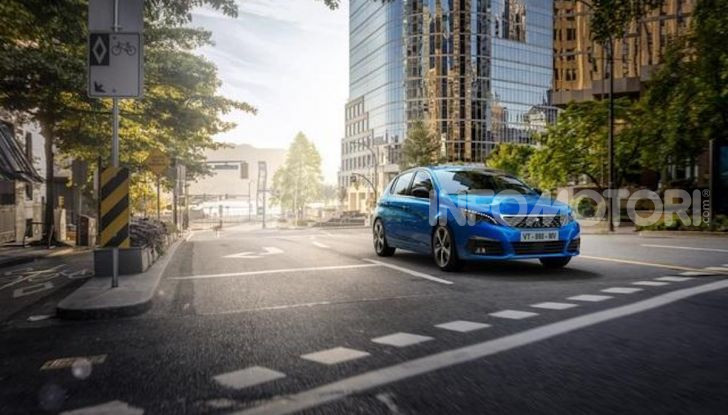 Peugeot 308: la versione 2020 è ancora più spaziosa e tecnologica - Foto 5 di 12