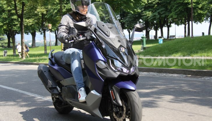 Prova Sym Maxsym 500 TL: il compagno di viaggio per tutti i giorni - Foto 10 di 40