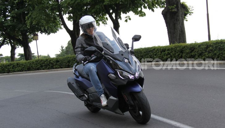Prova Sym Maxsym 500 TL: il compagno di viaggio per tutti i giorni - Foto 12 di 40