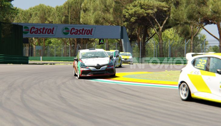 Infomotori e Michele Faccin si laureano campioni della Clio Cup eSport 2020 - Foto 2 di 6