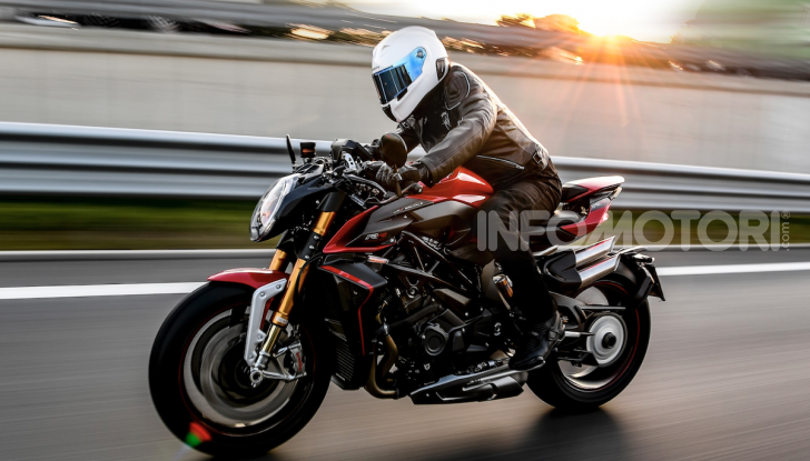 MV Agusta Brutale 1000 RR 2020: 208 CV di stile - Foto 11 di 14