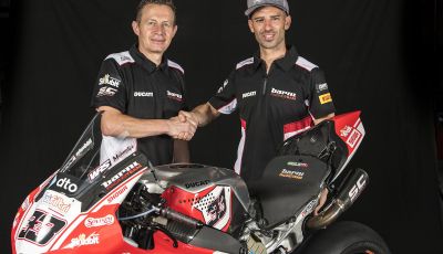 Melandri ci ripensa: torna in Superbike col Team Barni