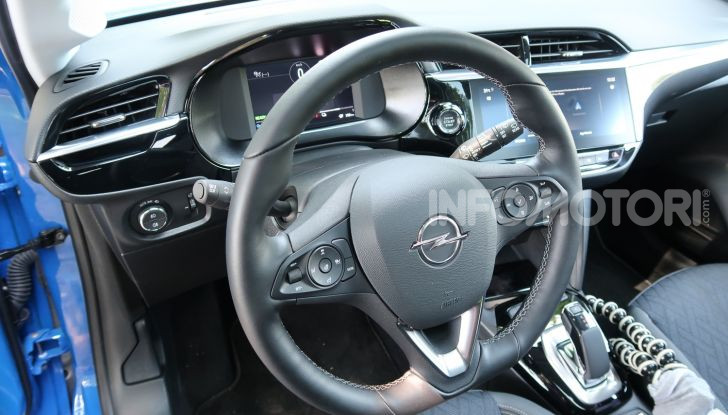 Opel Corsa-e: anche Poste Italiane sceglie l’elettrificazione tedesca - Foto 13 di 31