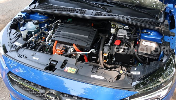 Opel Corsa-e: anche Poste Italiane sceglie l’elettrificazione tedesca - Foto 23 di 31