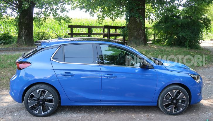 Opel Corsa-e: anche Poste Italiane sceglie l’elettrificazione tedesca - Foto 8 di 31