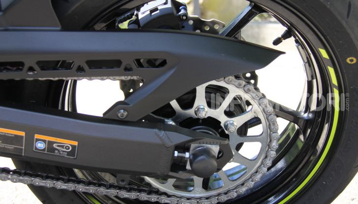 Prova Kawasaki Z900: 125 CV di puro godimento - Foto 21 di 31