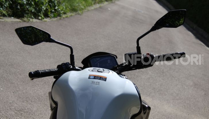 Prova Kawasaki Z900: 125 CV di puro godimento - Foto 26 di 31
