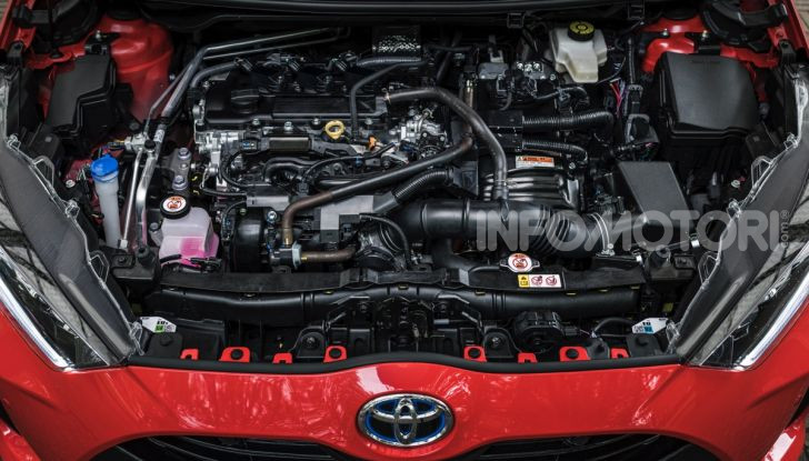 Toyota Yaris Hybrid 2020 motore