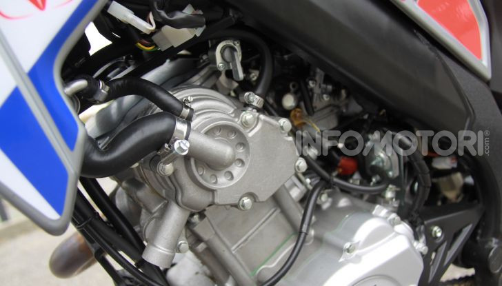 Prova Vent Scrambler 125: la piccola offroad adatta anche nel traffico - Foto 9 di 32