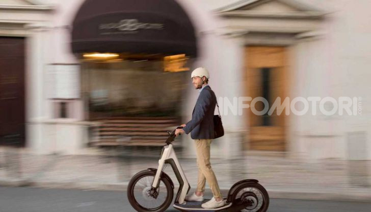 Volkswagen Streetmate: non chiamatelo solo monopattino elettrico - Foto 1 di 6