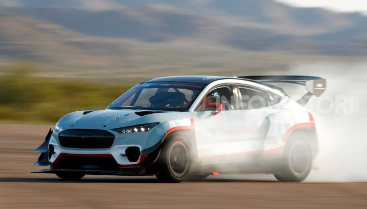 Ford Mustang Mach E 1400 2020