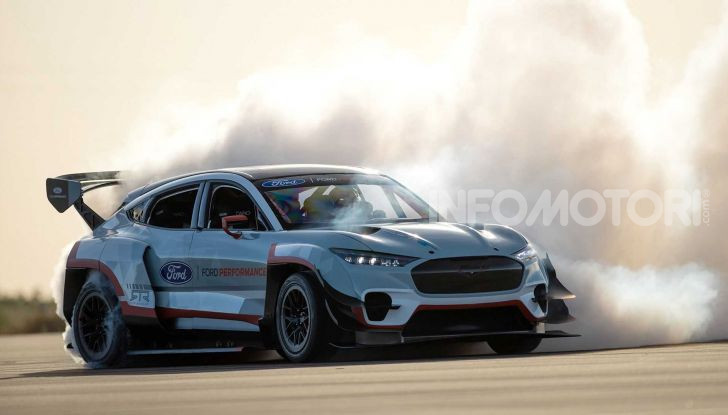 Ford Mustang Mach E 1400 2020