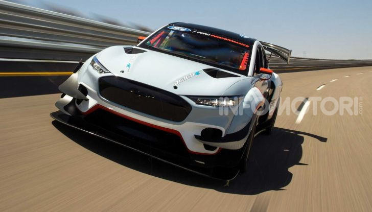 Ford Mustang Mach E 1400 2020