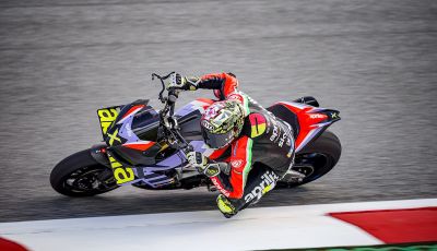 Tuono V4 X, a ruba i primi 10 esemplari: Aprilia triplica la produzione