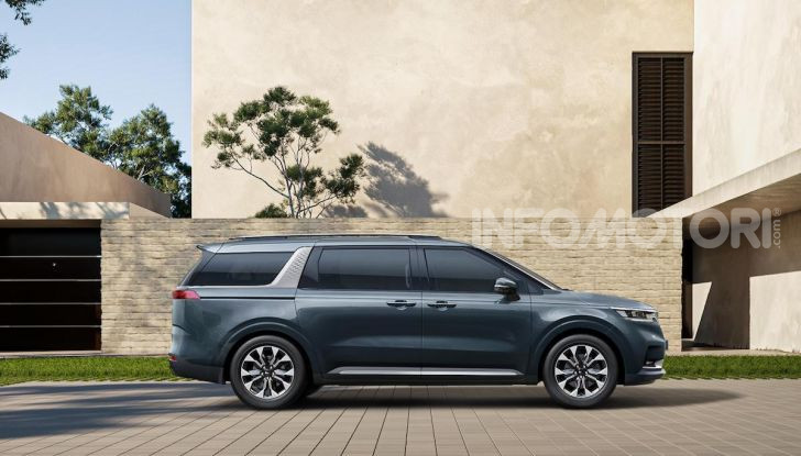 Kia Carnival 2020: il mini van che si sente un SUV - Foto 2 di 11