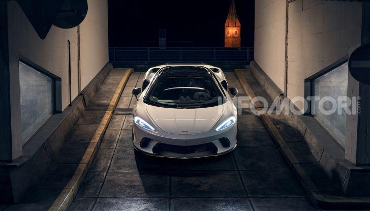 Novitec trasforma una McLaren GT in una “super GT” - Foto 2 di 9