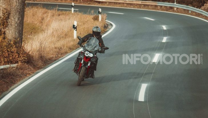 Sinnis Terrain T380, l’adventure low cost  made in England - Foto 1 di 14