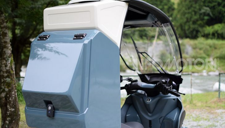 Yamaha Tricity diventa uno scooter da campeggio - Foto 3 di 9