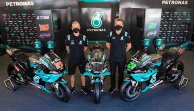 Yamaha presenta la YZT R1 Petronas replica della M1 di Morbidelli e Quartararo