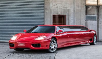La Ferrari per le feste modaiole: ecco la 360 Modena Limousine!