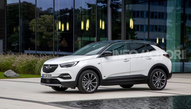 Opel Grandland X Hybrid 2020