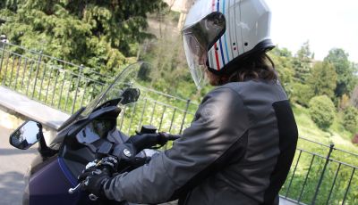 Caldo non ti temo: ecco come viaggiare in moto e al fresco