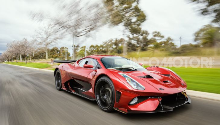 Brabham BT 62 R: una hypercar con targa e specchietti - Foto 6 di 6