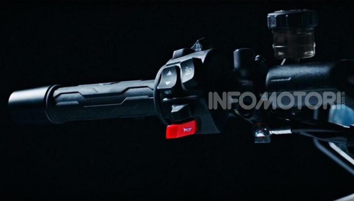 CF Moto 1250 TR-G: la tourer made in China ma con motore KTM - Foto 12 di 12