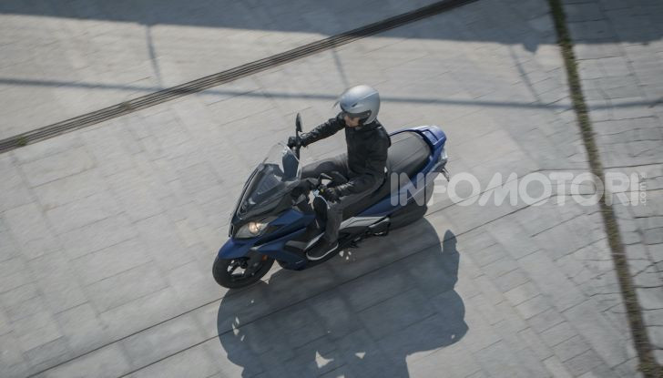 Kymco Downtown 350i TCS: pratico e ancora più sicuro - Foto 10 di 19