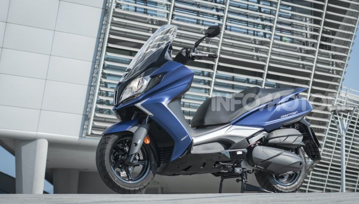 Kymco Downtown 350i TCS: pratico e ancora più sicuro - Foto 15 di 19