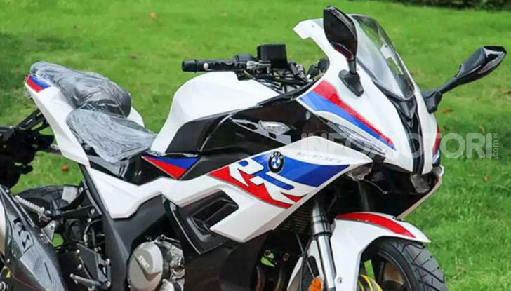 Moto S450 RR: la mini BMW S 1000 RR made in China - Foto 1 di 7