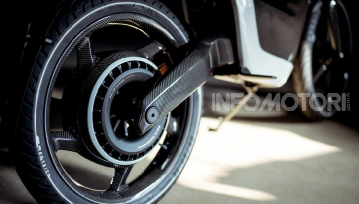 Novus: la moto elettrica per chi sogna (e può spendere) in grande - Foto 8 di 11